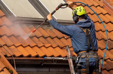 Démoussage et hydrofuge de toiture à Angres